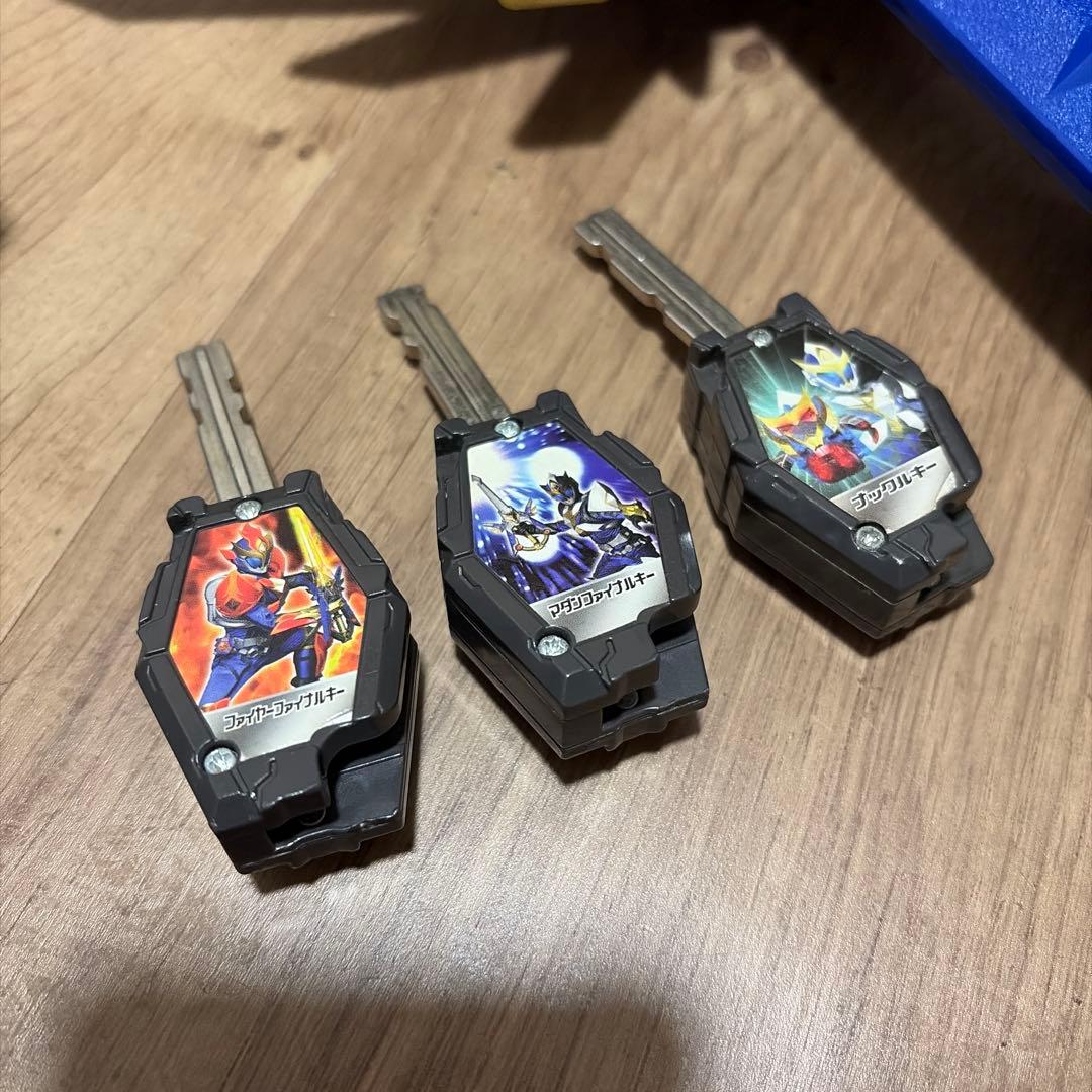 魔弾戦記　リュウケンドー　DXゲキリュウケン　マダンキーホルダー　マダンキー