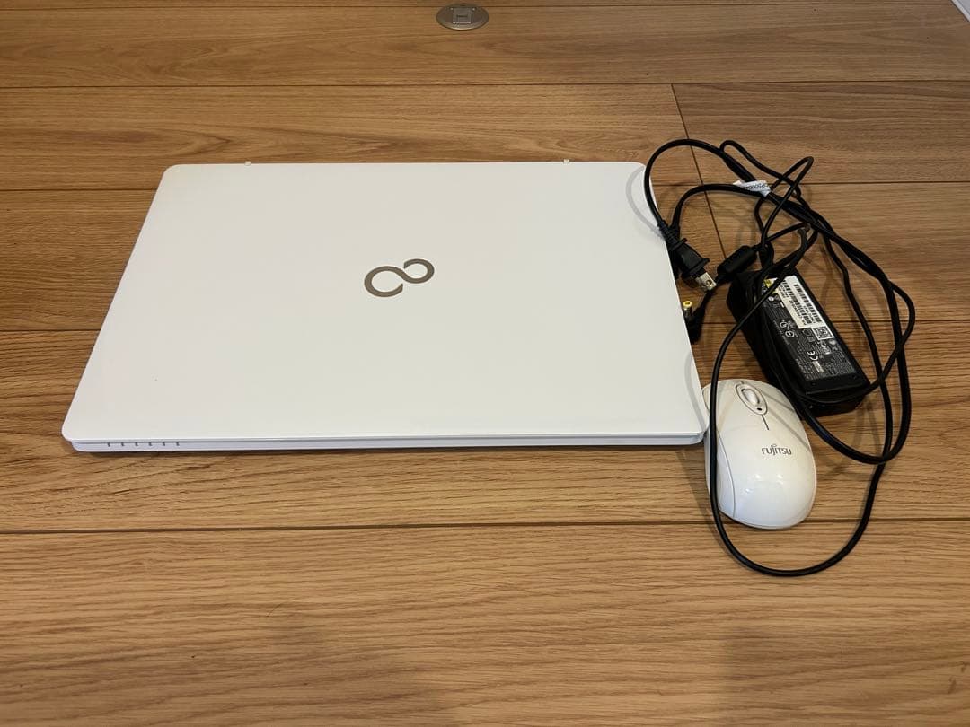 【ジャンク品】LIFEBOOK AH53/B2