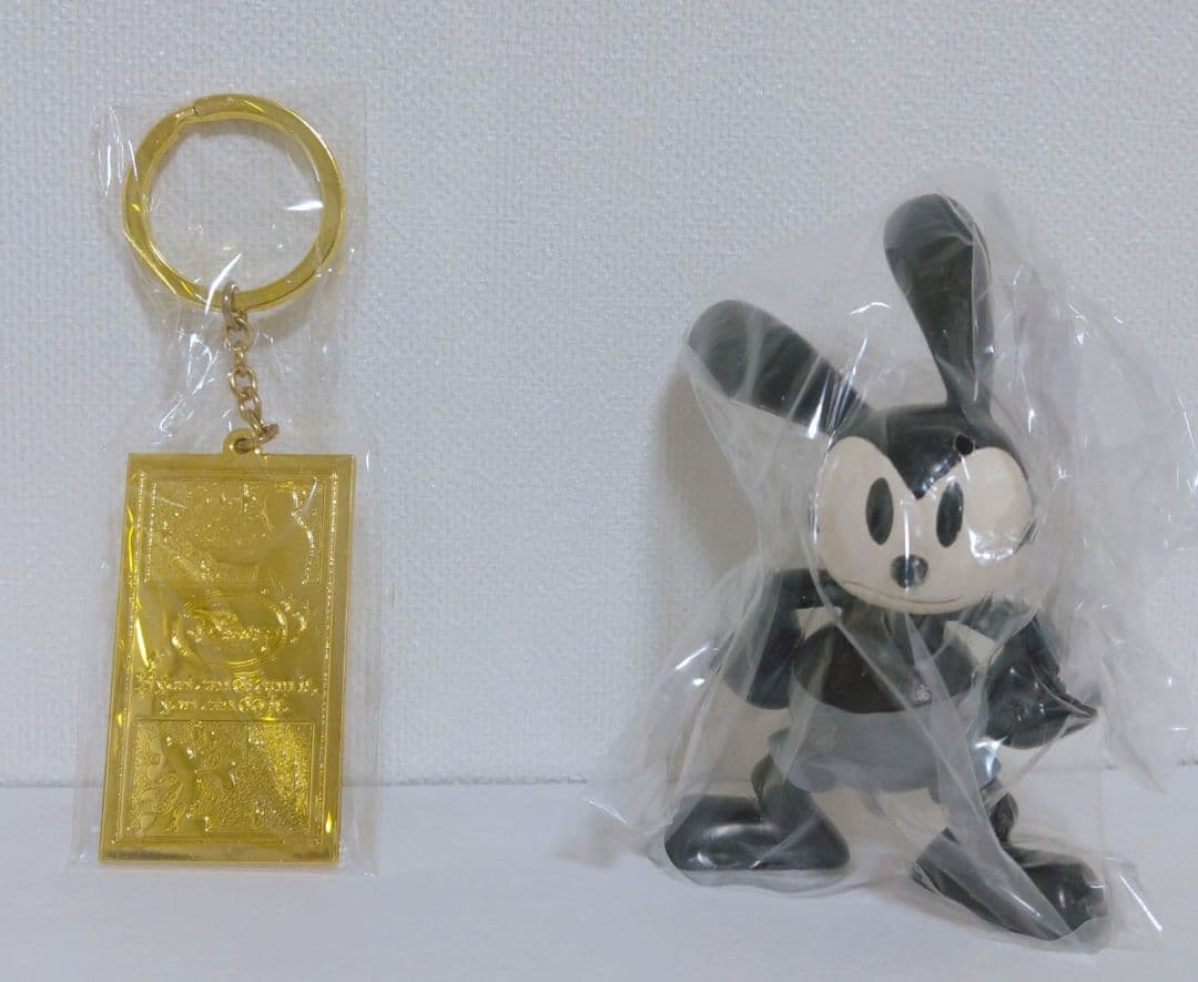 ディズニー オズワルド フィギュア&キーチェーンセット