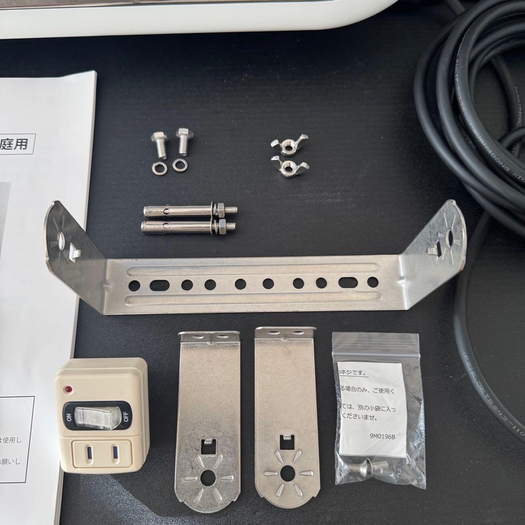 【極美品】Chester お風呂ヒーター HEAT-S-101WA