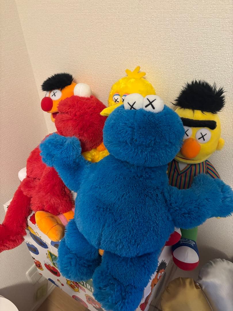 KAWS セサミストリート ぬいぐるみ 5体セット