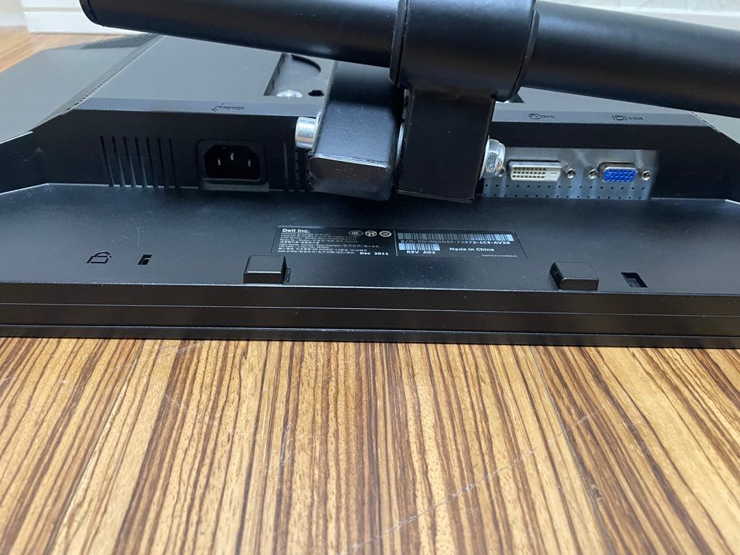 ミリフリ ThinkStation C30 モニターセット