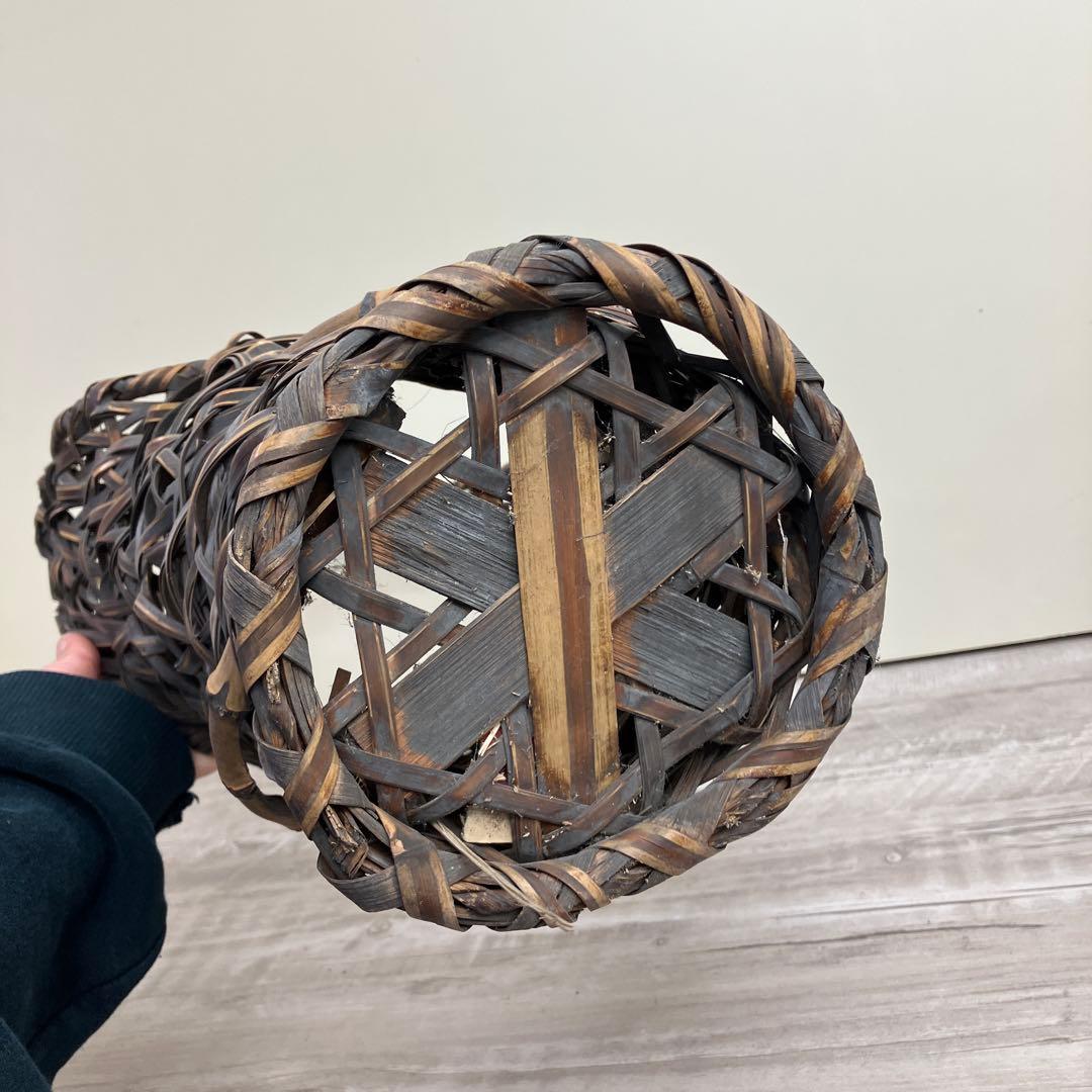 B-壁 時代物 煤竹 花籠 提げ手付き 宗全籠 花器 茶道具 雑貨 かご 小道具