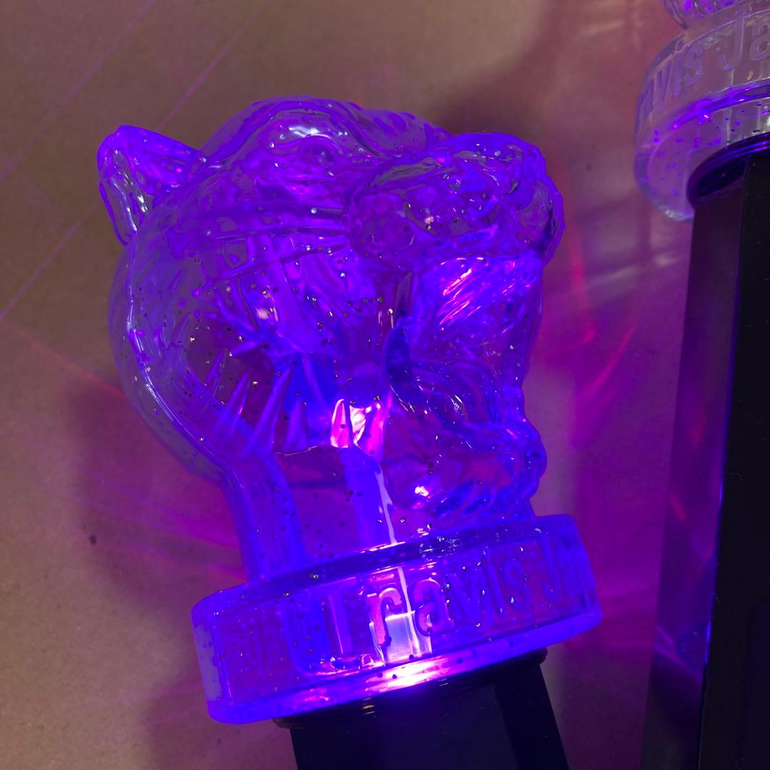 Travis Japan ペンライト　２本