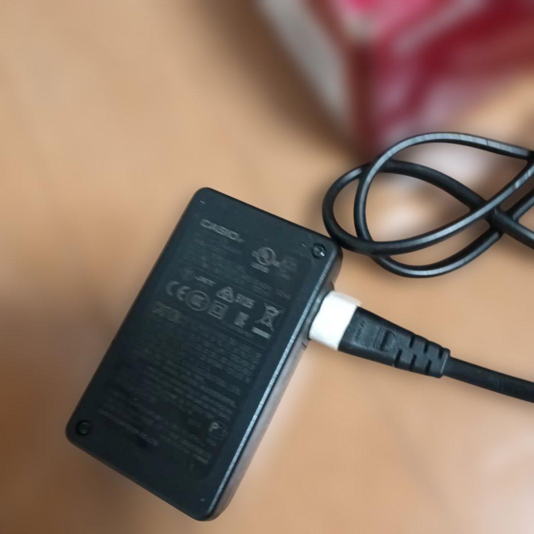 CASIO EXILIM EX-H20G デジカメ