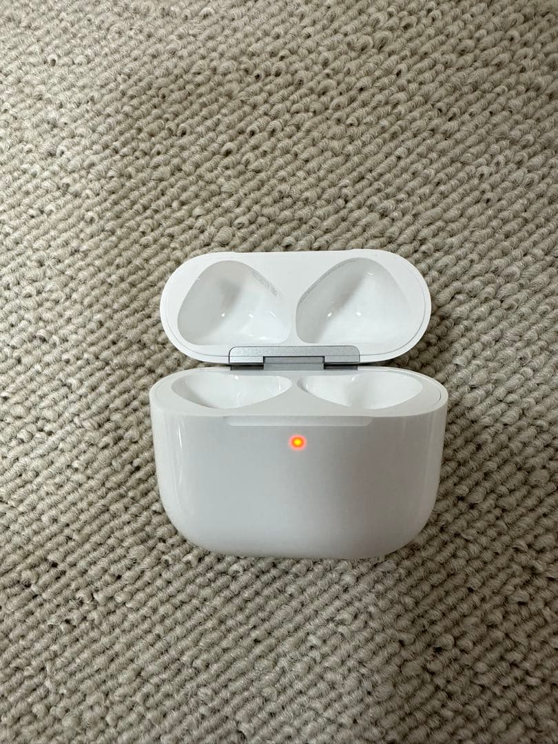 AirPods4本体 ホワイト
