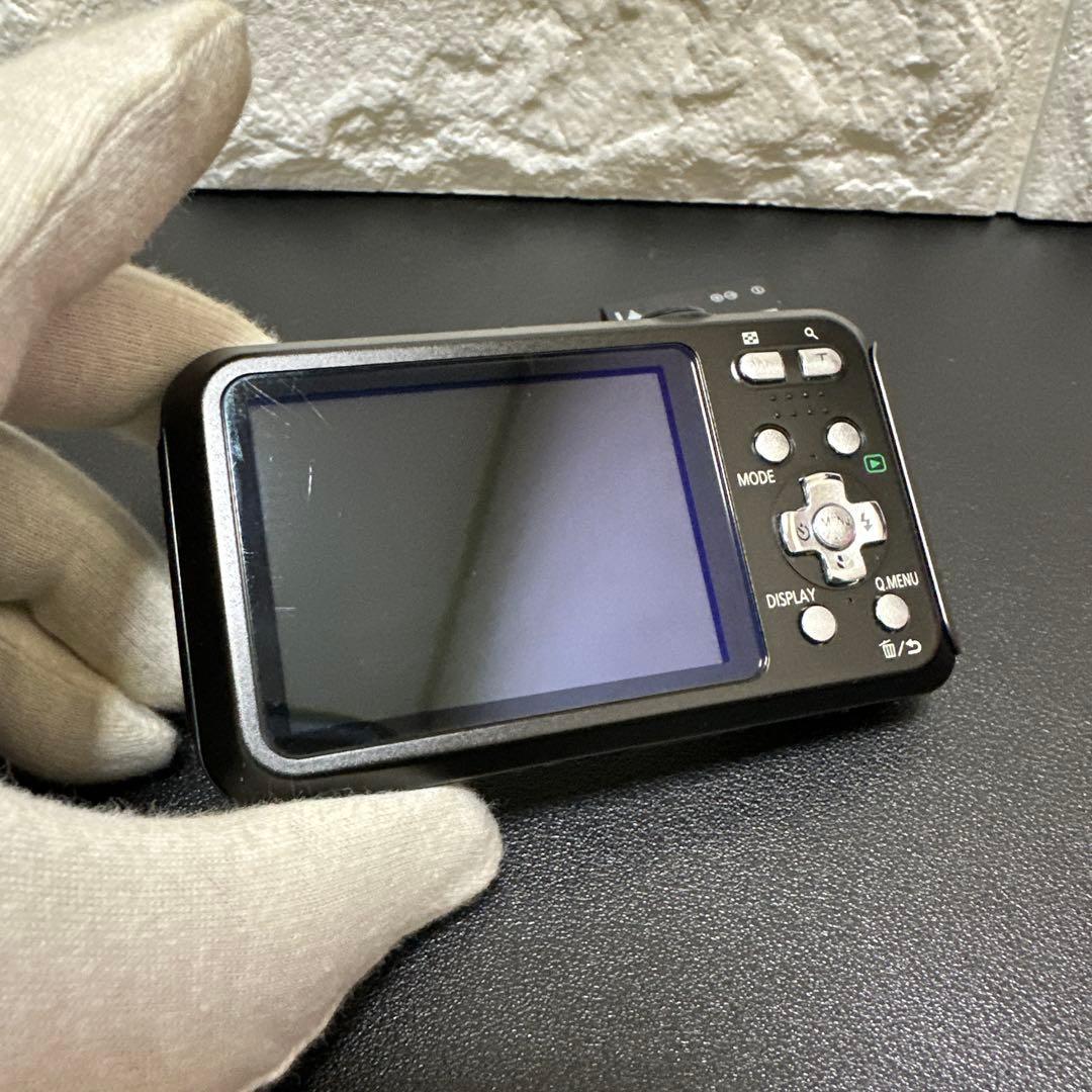 美品 PANASONIC LUMIX DMC-FT20動作品　防水デジタルカメラ