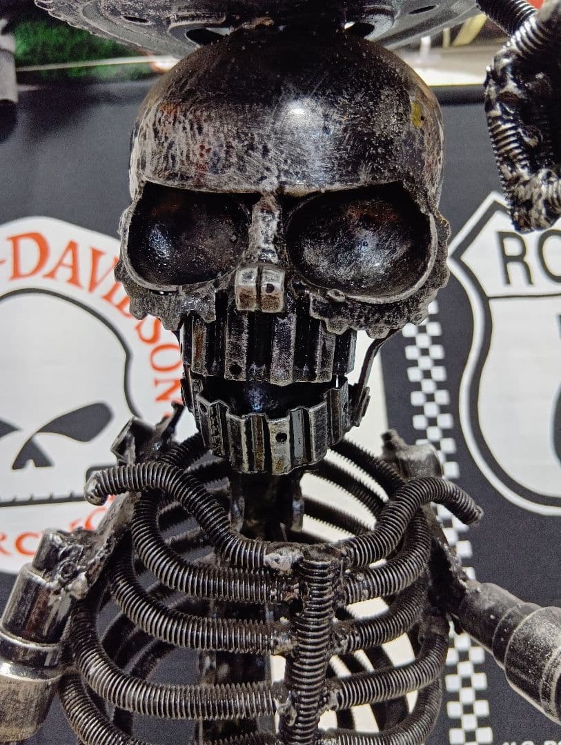 メタルアート　スカル　溶接　オブジェ　廃材加工　展示　店舗装飾　メタル廃材