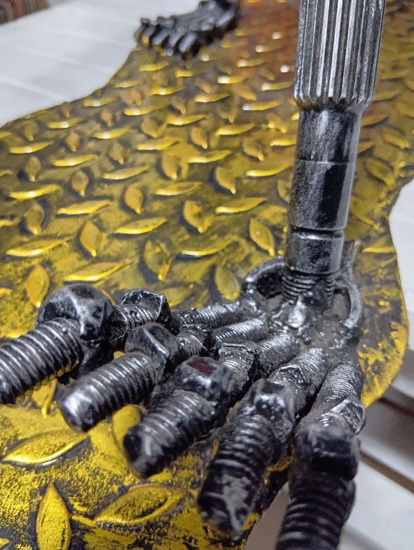 メタルアート　スカル　溶接　オブジェ　廃材加工　展示　店舗装飾　メタル廃材