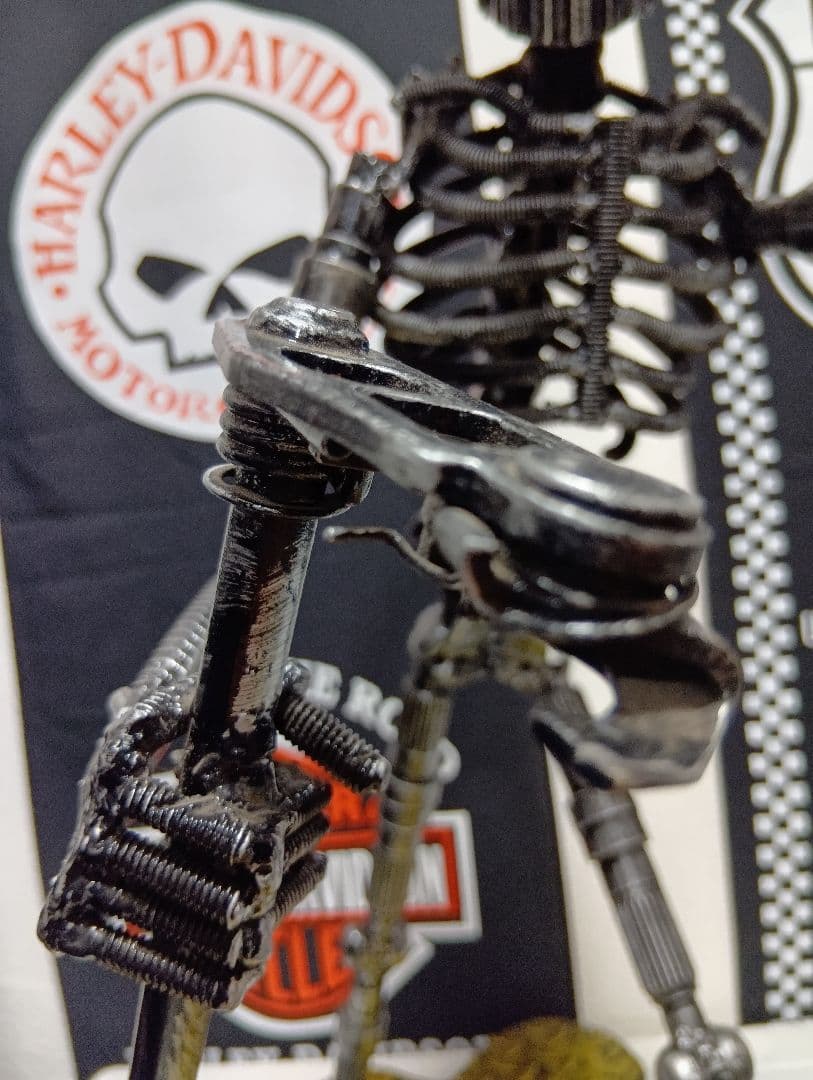 メタルアート　スカル　溶接　オブジェ　廃材加工　展示　店舗装飾　メタル廃材