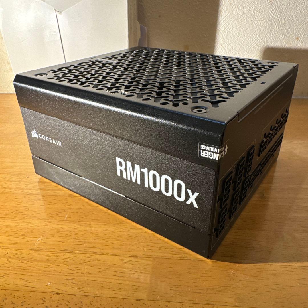 動確済み美品　コルセアRM1000x 電源ユニット