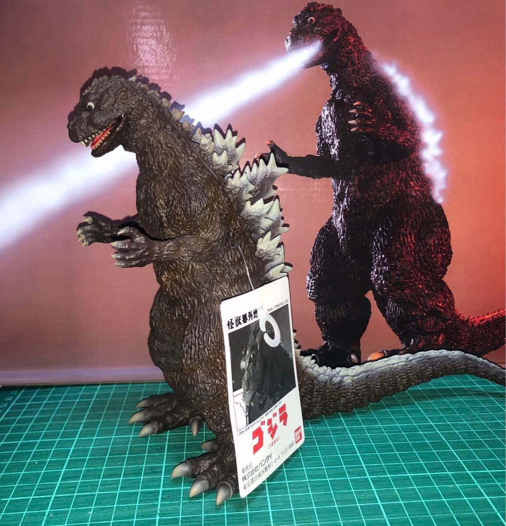 初代ゴジラタグ付き★ゴジラ50周年メモリアルボックス版　怪獣番外地ポスター版