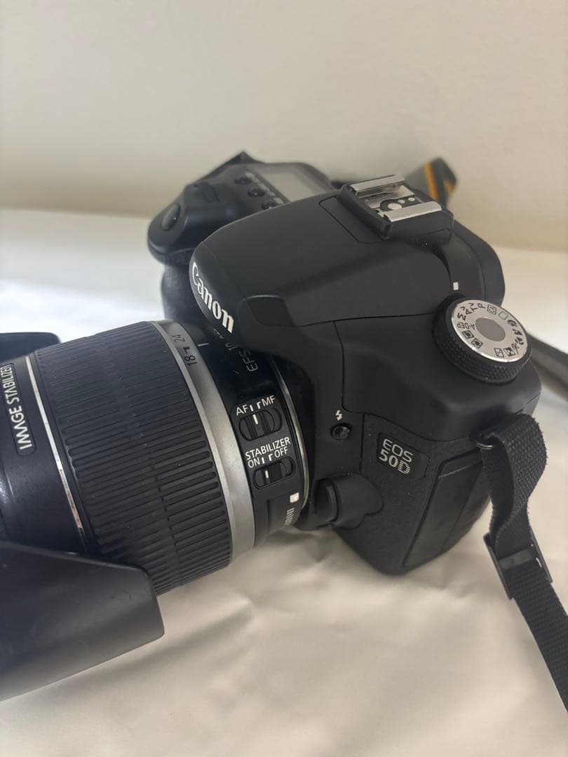 Canon EOS 50D デジタル一眼レフカメラ　EF-S18-200mm