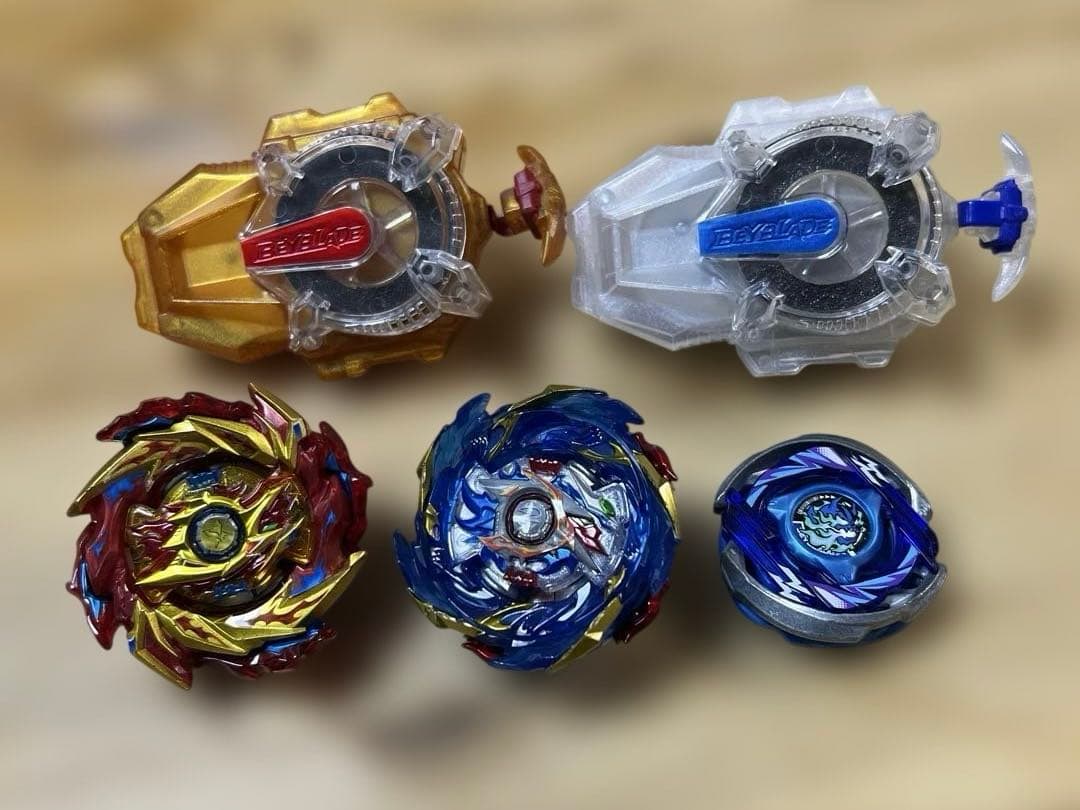 ベイブレード バースト ヘリオスボルケーノ スペイキングベイランチャー 他