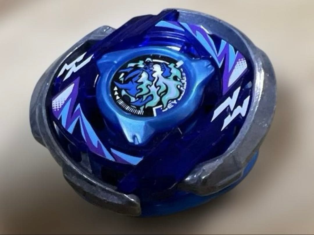 ベイブレード バースト ヘリオスボルケーノ スペイキングベイランチャー 他