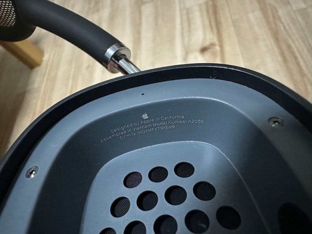 イヤホン dmc*hzm