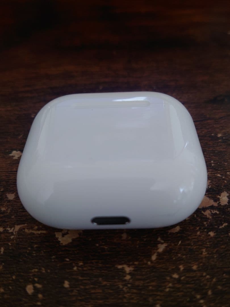 AirPods4 アクティブノイズキャンセリング非搭載