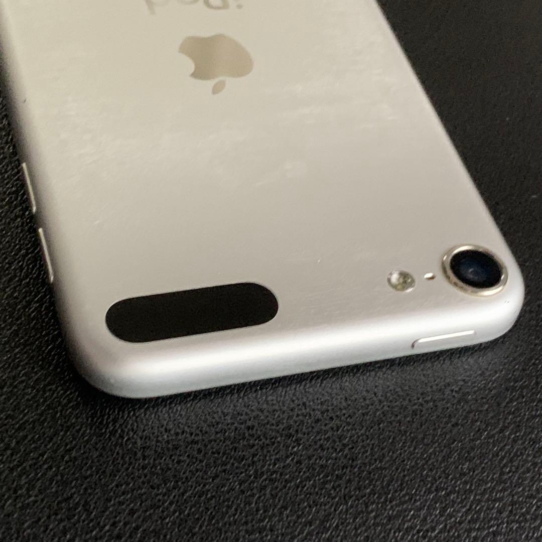 Apple iPod touch 第6世代 アイポッド（64GB）