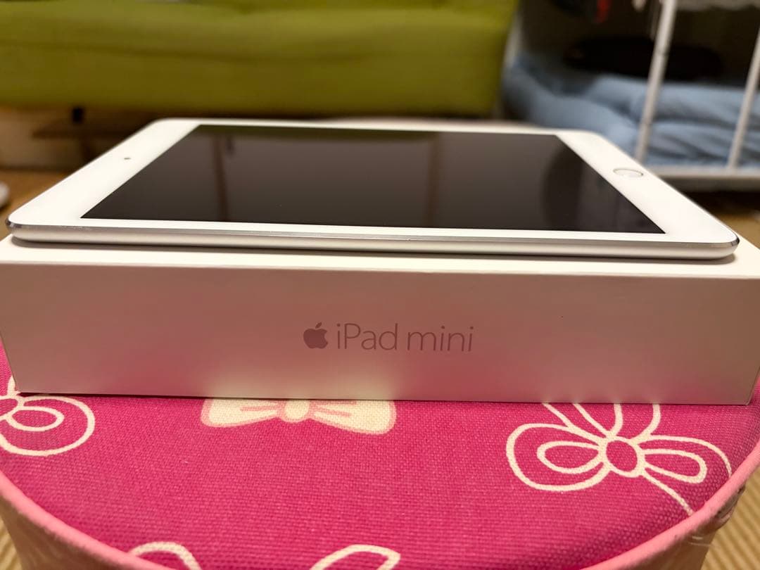 iPad mini 4 Wi-Fi 16GB Silver バッテリー容量98％