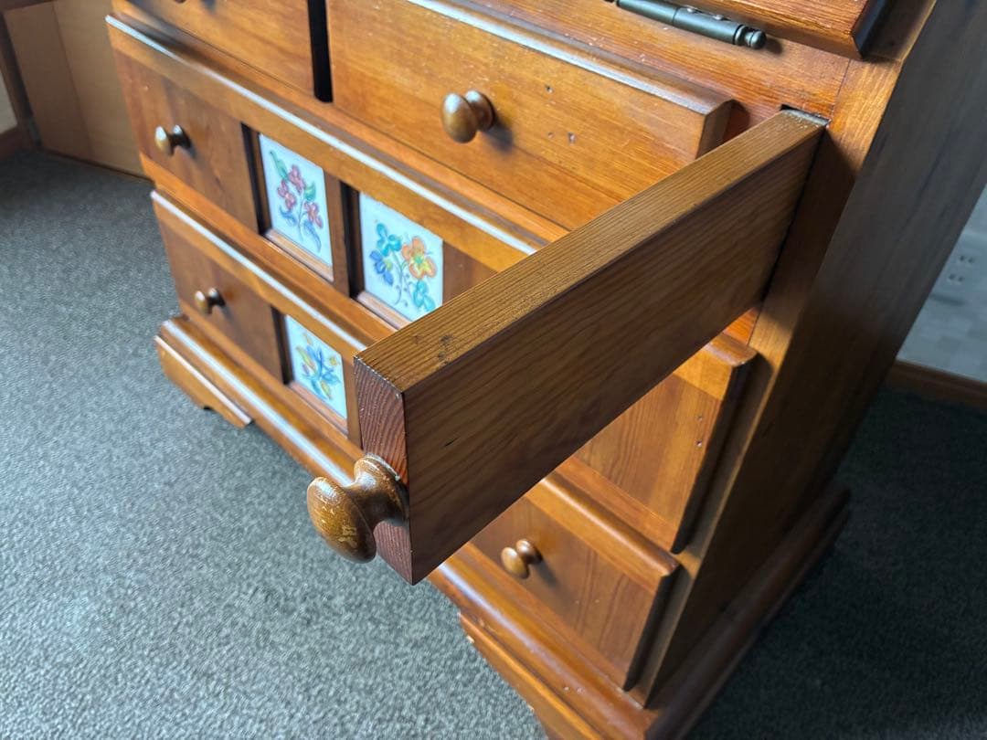 ユリヤ　ACTUS （アクタス）スペイン製家具　　ライティングビューロー