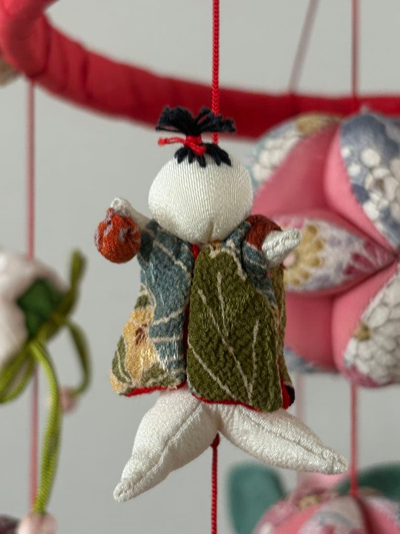 吊るし飾り　桃の節句の輪下げ(中)① 吊るし雛