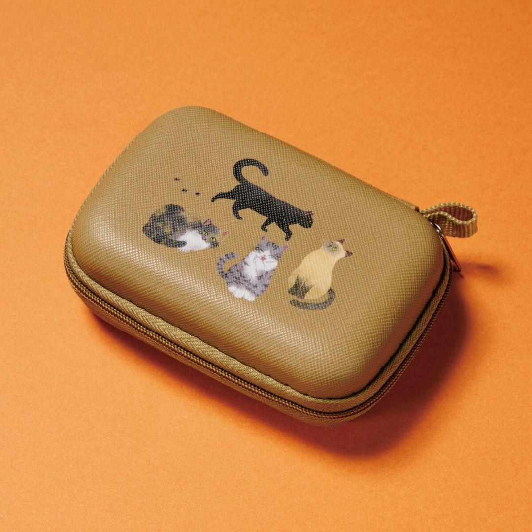 KALDI 猫の日バック2、ミニバック、マルチポーチ、ガジェットケース、紅茶他2