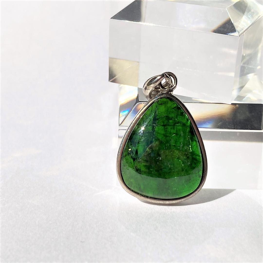 3000円OFF【静寂の森】クロムダイオプサイト 天然石 ペンダントトップ