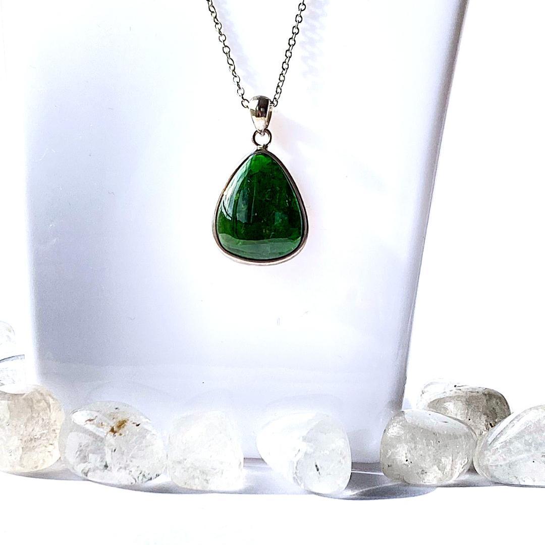 3000円OFF【静寂の森】クロムダイオプサイト 天然石 ペンダントトップ