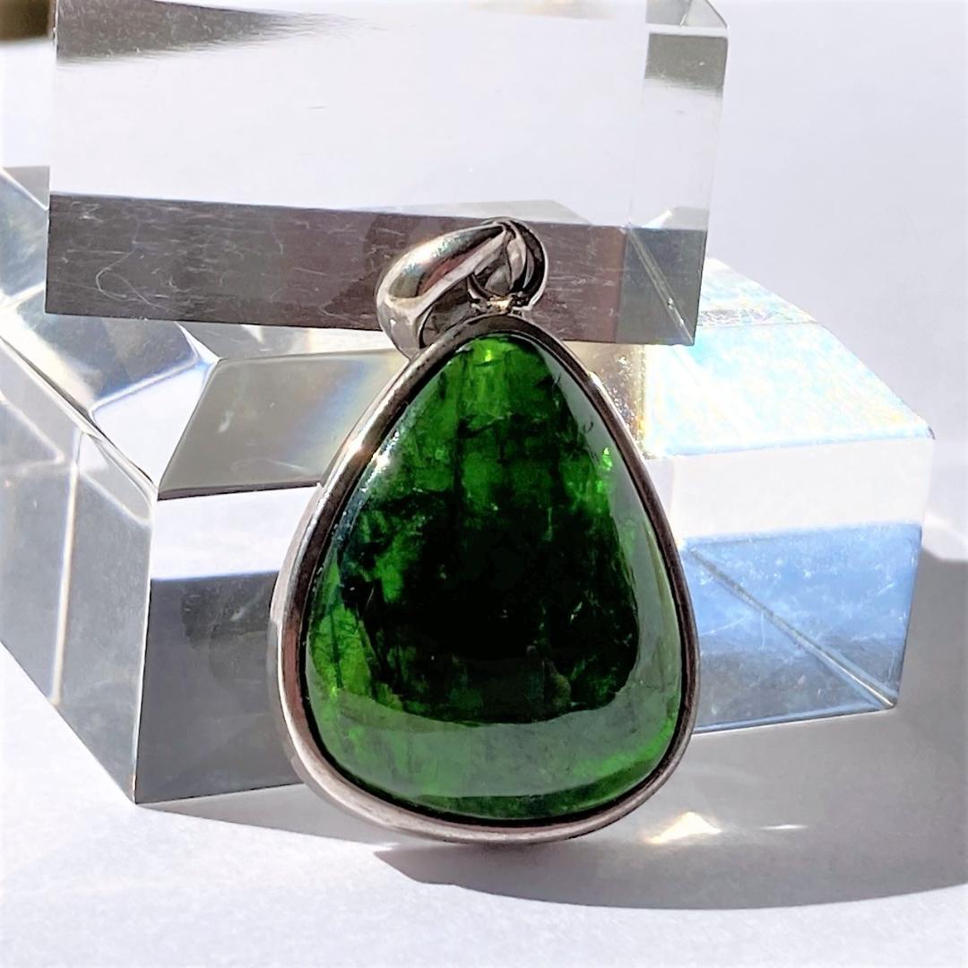 3000円OFF【静寂の森】クロムダイオプサイト 天然石 ペンダントトップ