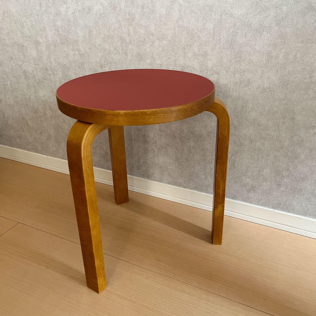 artek スツール60 ハニーステイン　レッド 廃盤