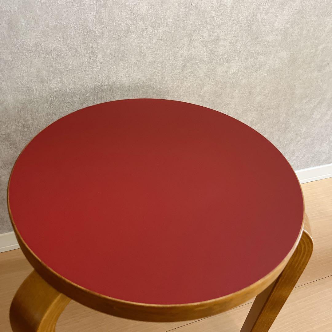 artek スツール60 ハニーステイン　レッド 廃盤