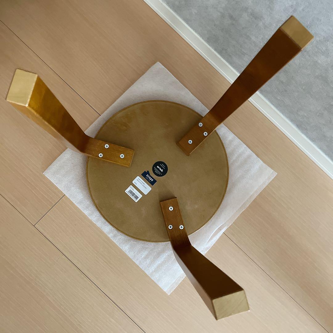 artek スツール60 ハニーステイン　レッド 廃盤