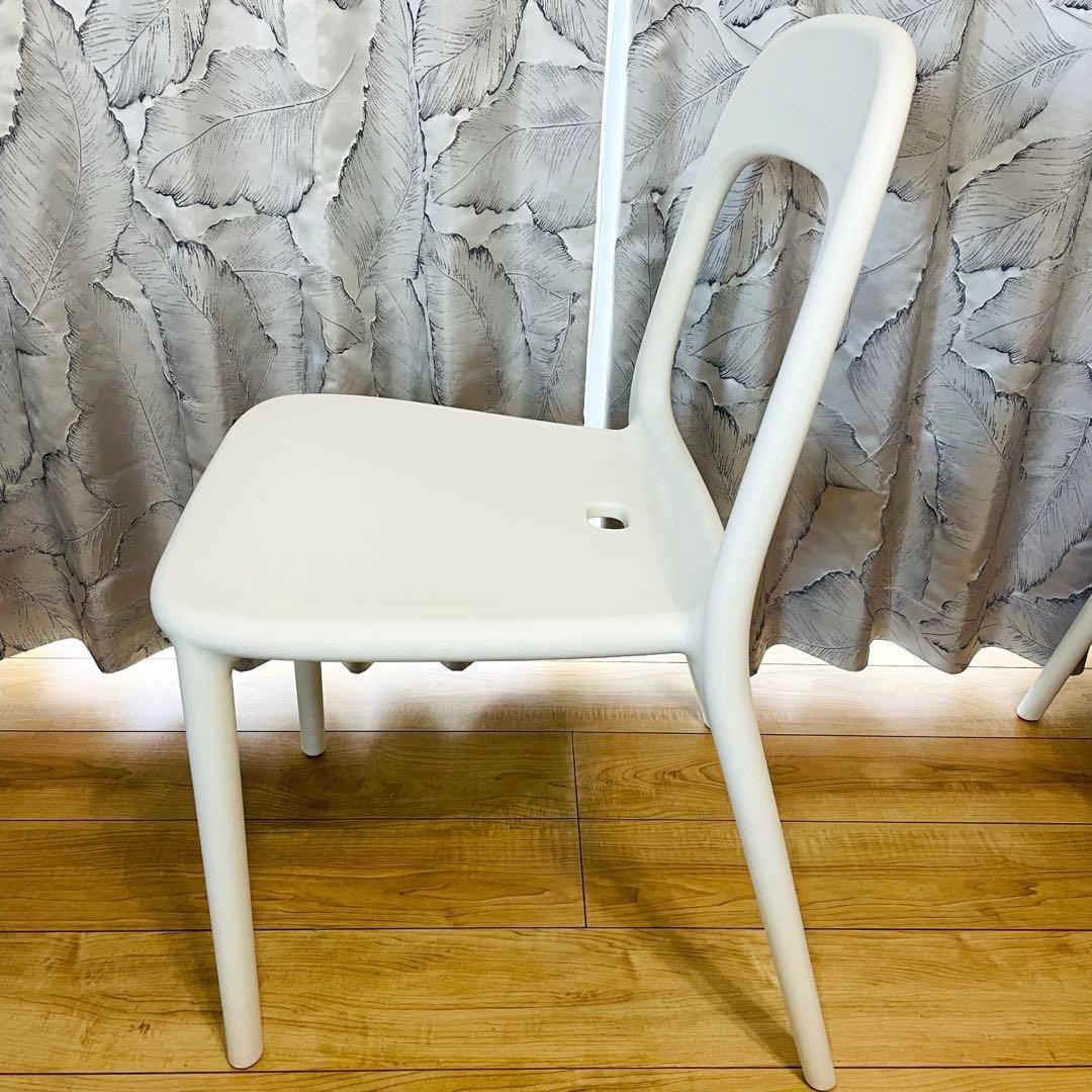 廃盤　希少　IKEA URBAN ウルバン　スタッキングチェア 白　2脚セット①