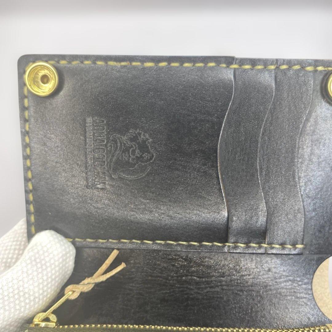 無骨 丘染めブラック ミドルトラッカーウォレット マチ/小判かん BMT0603