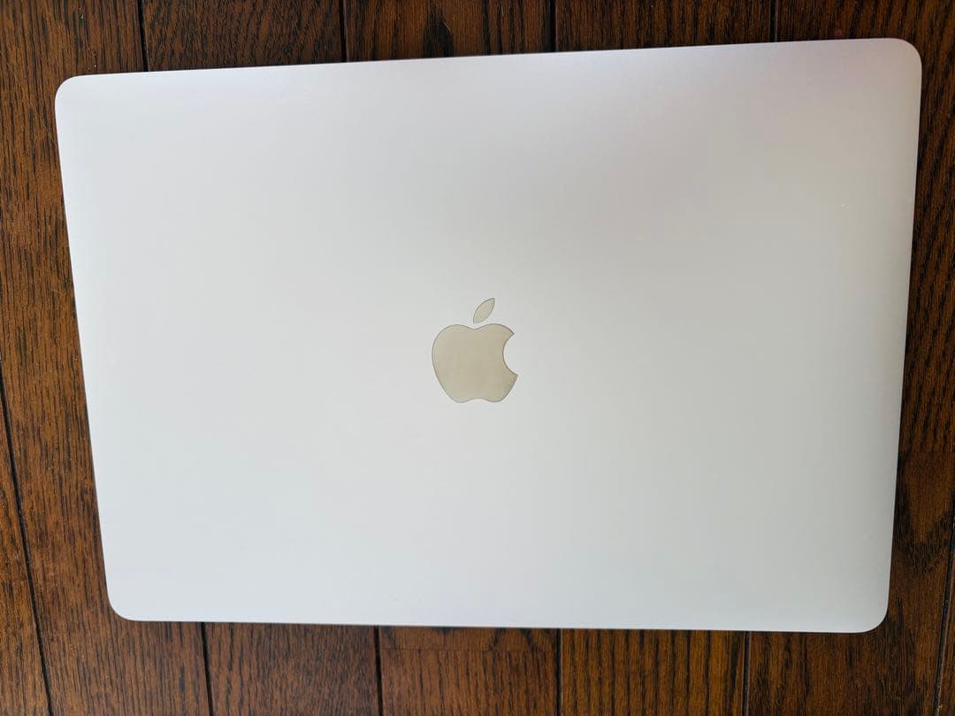 極美品　【充電回数6回/最大容量100】MacBook Air M1 512GB