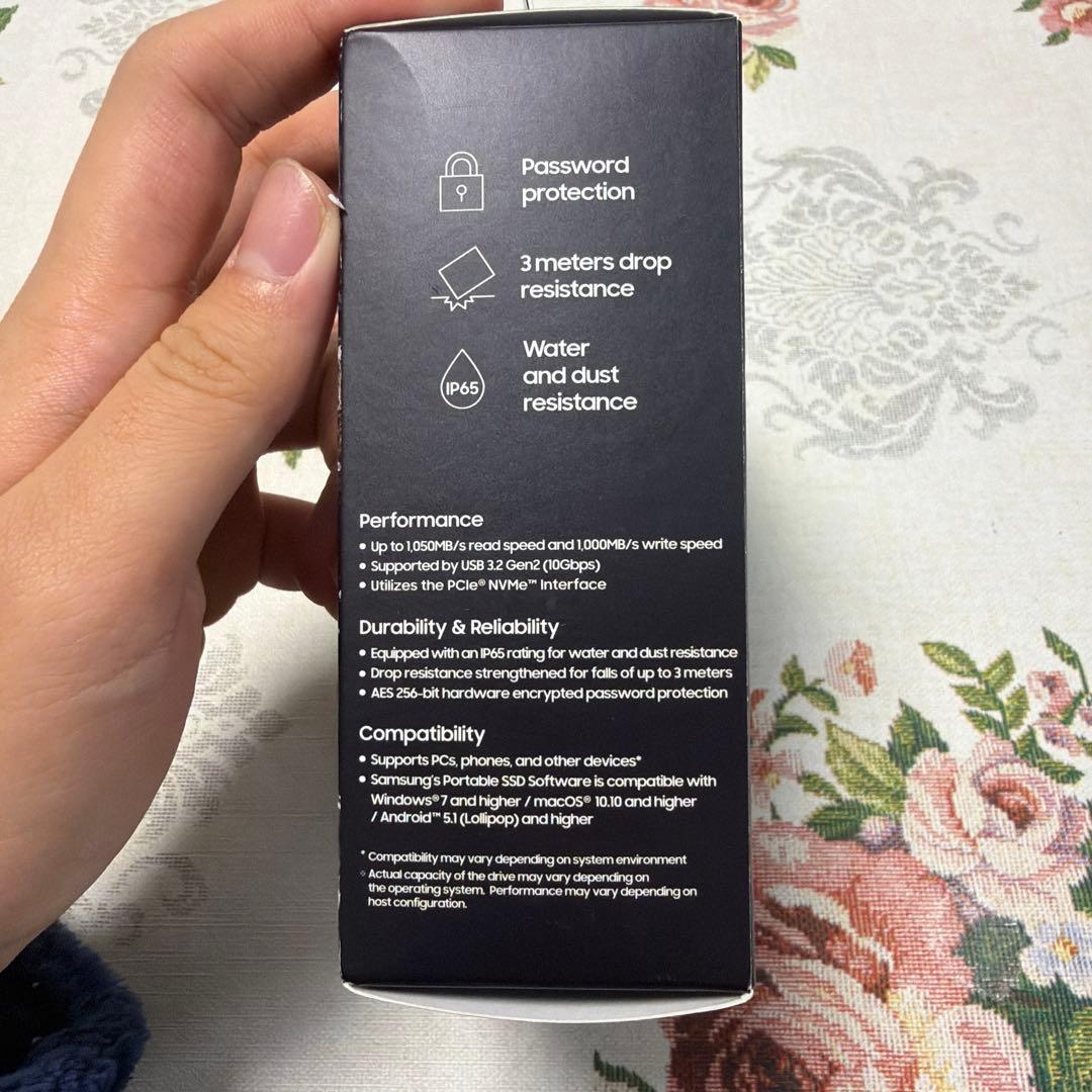外付けハードディスク・ドライブ Samsung Portable SSD T7 Shield 1TB