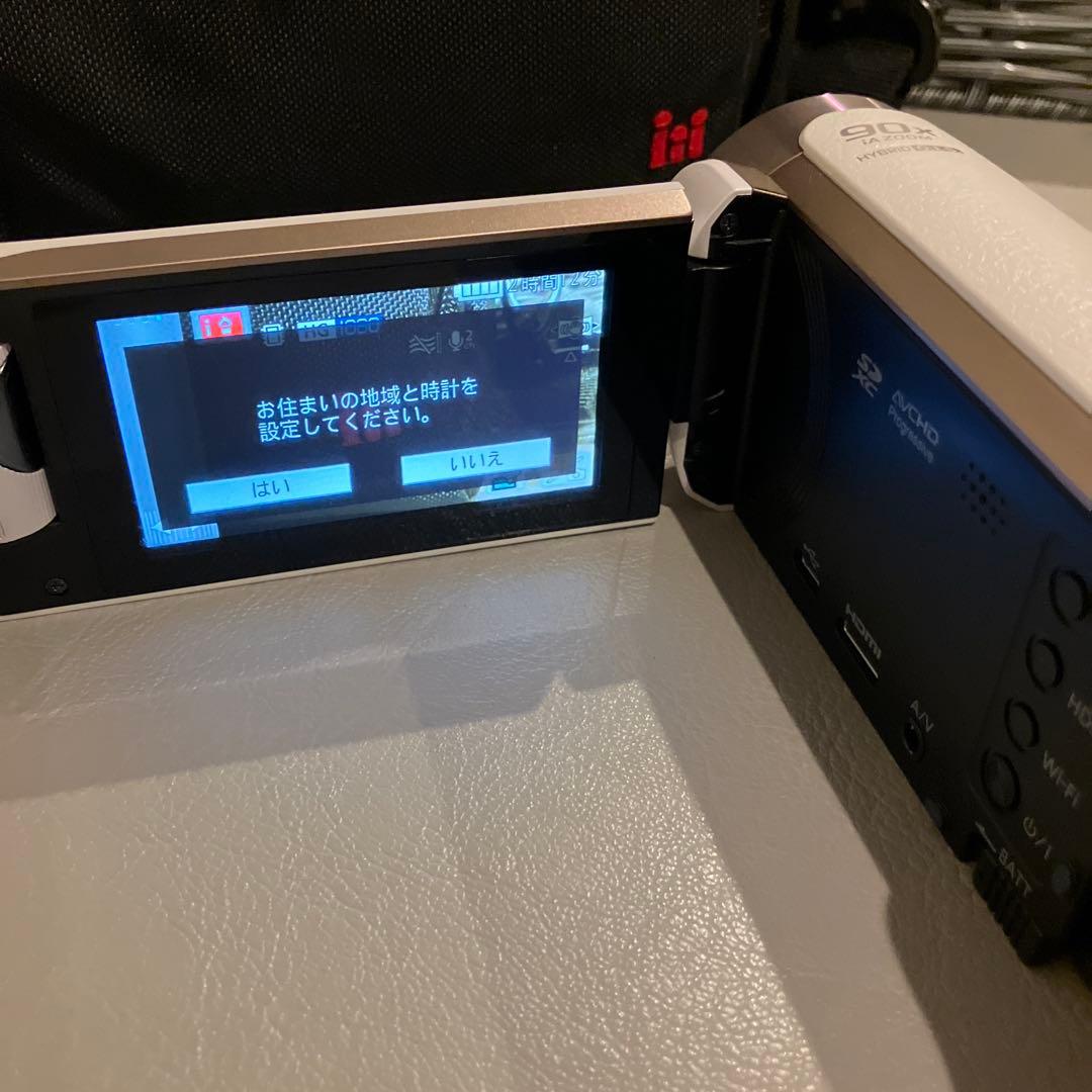 Panasonic HC-W580M フルHDビデオカメラ　ホワイト