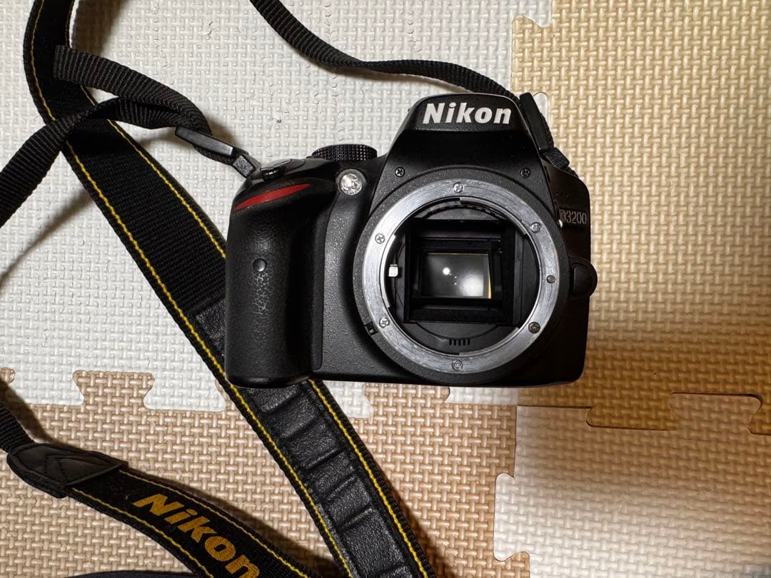 【値段交渉OK】Nikon D3200 デジタル一眼レフ ダブルズームキット