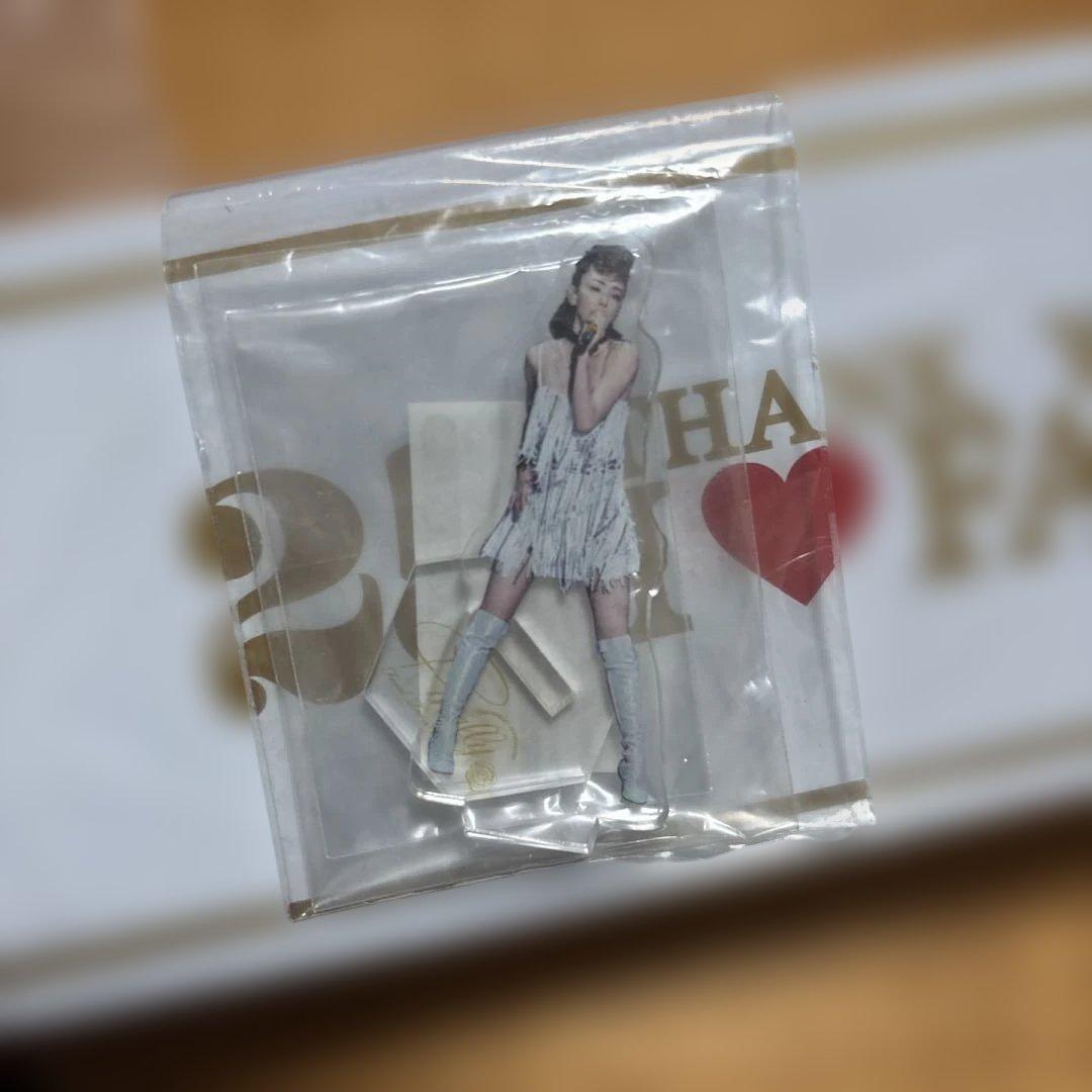 LIVESTYLE 2016-2017ファーキーホルダー　安室奈美恵まとめ売り