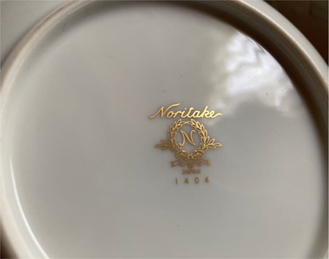 ノリタケ/ 未使用ディナーセット（６人用・44pcs）