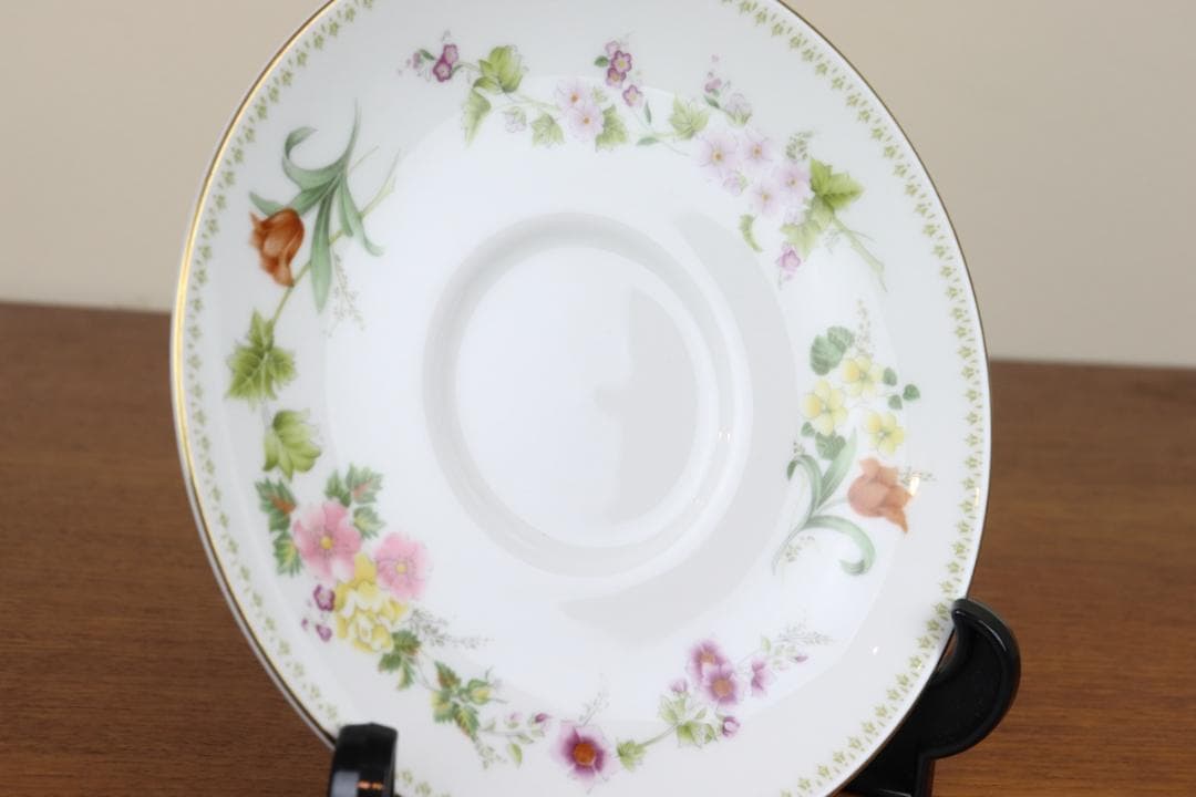 お値下げ　ウェッジウッド　ミラベル　スープカップ＆ソーサー　花柄　イギリス