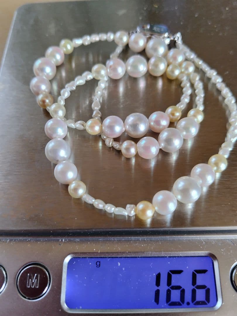 3種類のアコヤ真珠と、あこや芥子パールの、ネックレス