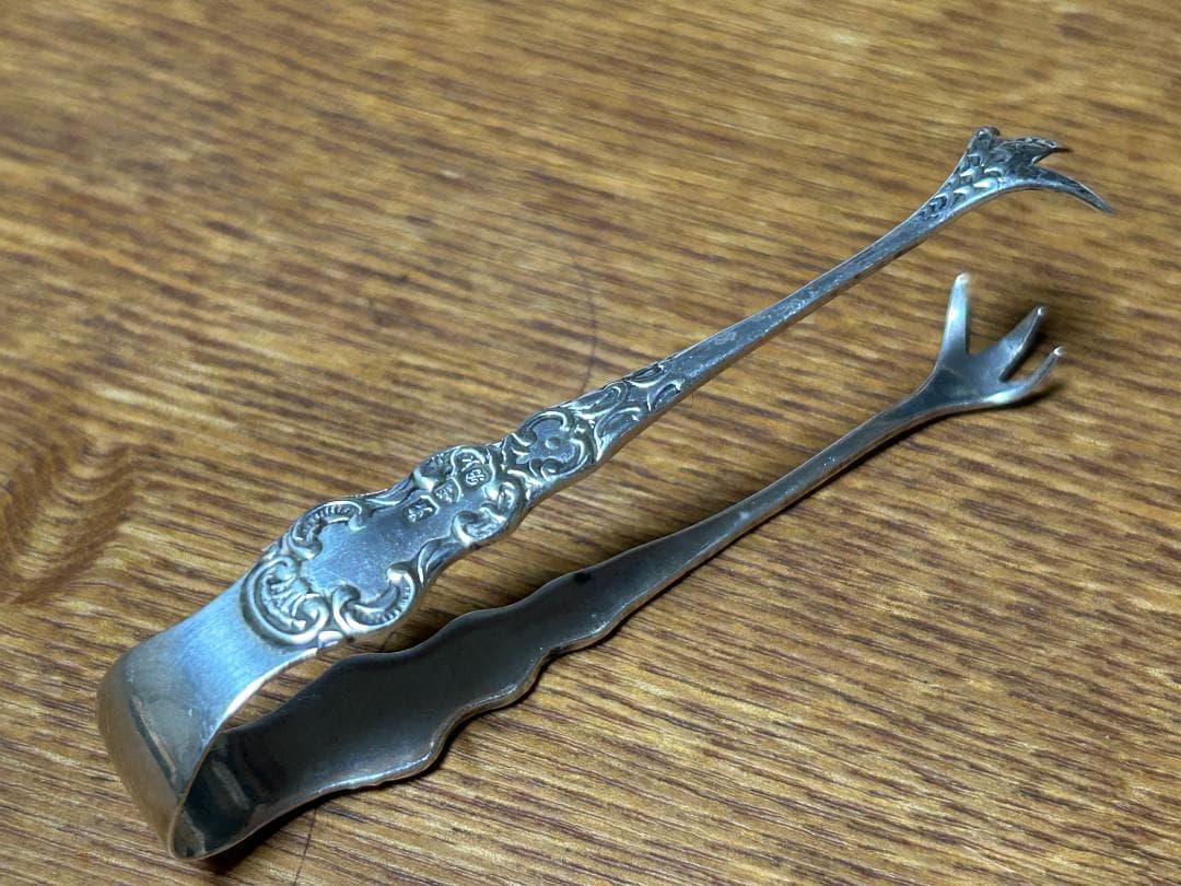 【アンティーク】シルバー　シュガートング　1902年　イギリス　鳥の爪デザイン