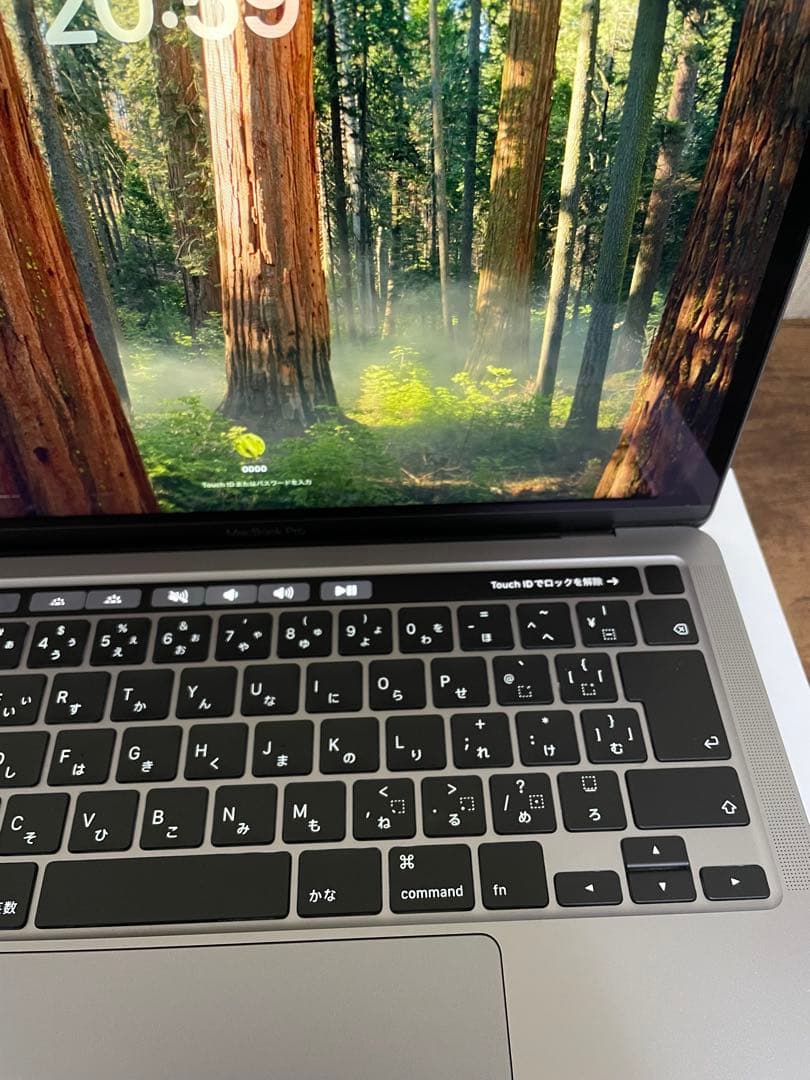 美品 MacBook Pro 2020 13インチ TouchBar付き