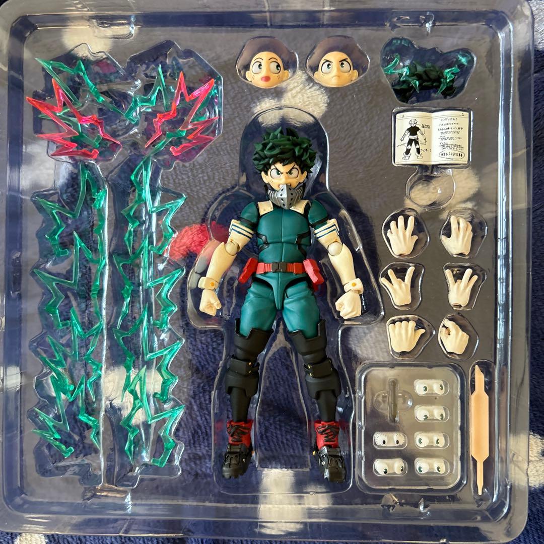 REVOLTECH お茶子 & 緑谷出久 フィギュア