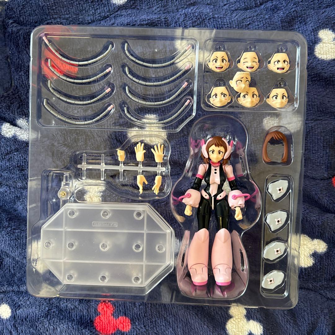 REVOLTECH お茶子 & 緑谷出久 フィギュア