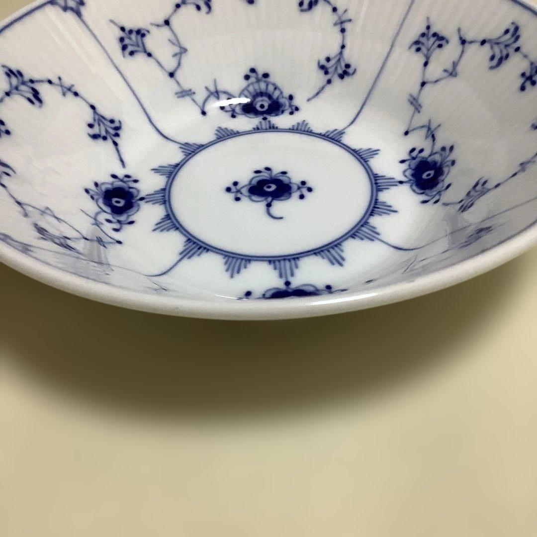 ロイヤルコペンハーゲン ブルーフルーテッド プレイン