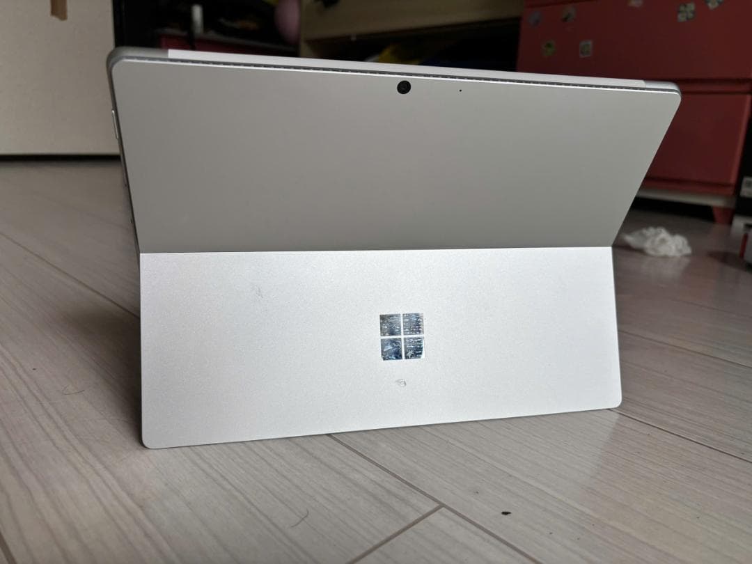 Microsoft Surface Pro8 本体 + キーボード