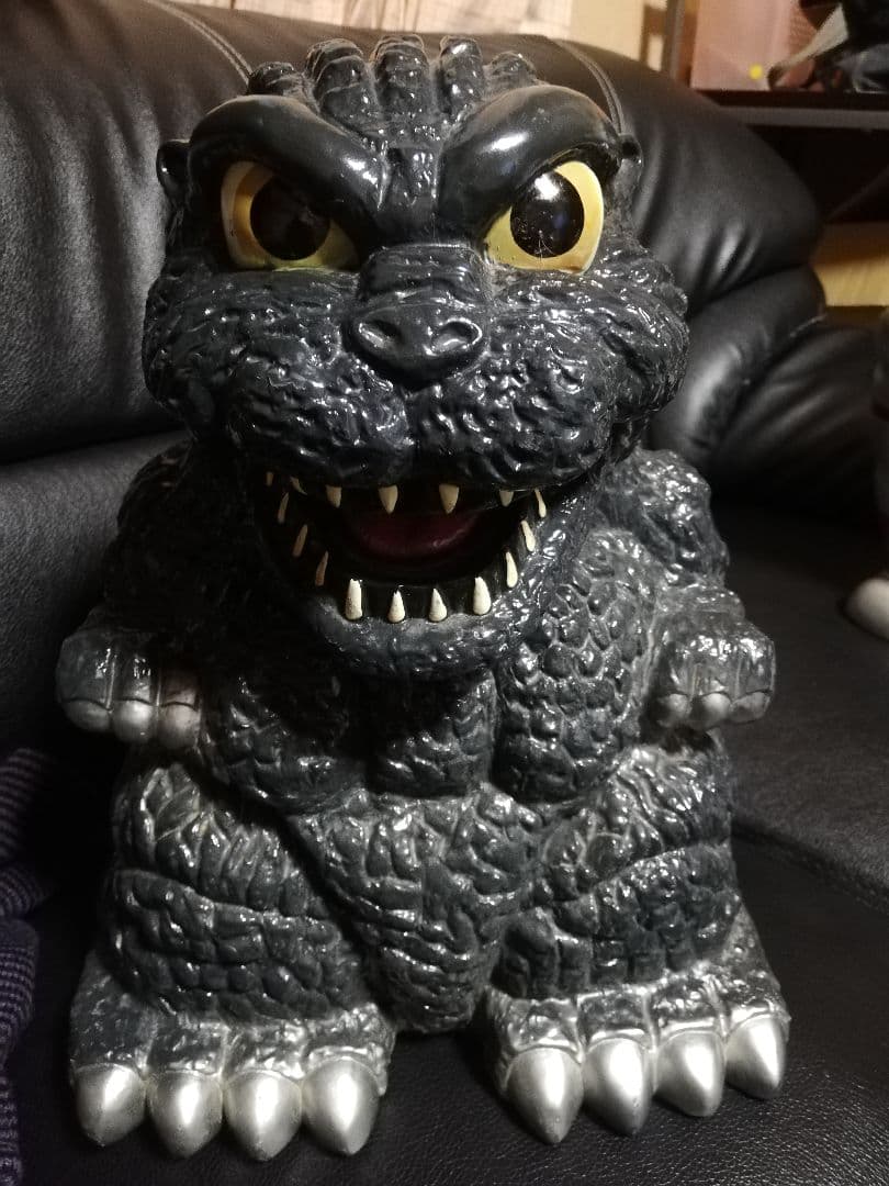 ゴジラ　ウルトラマン　ビッグサイズ貯金箱　タイムセール中