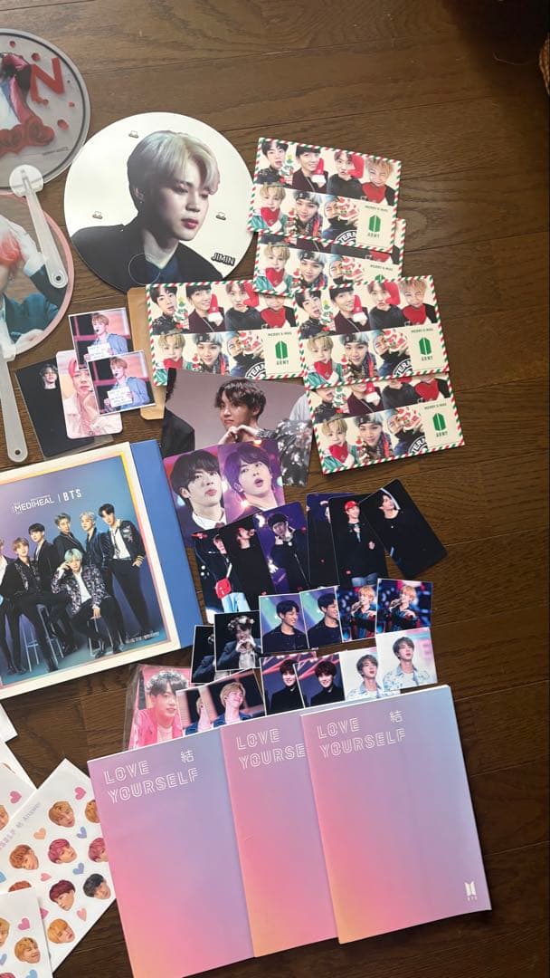 BTS グッズ　公式　　アミボム